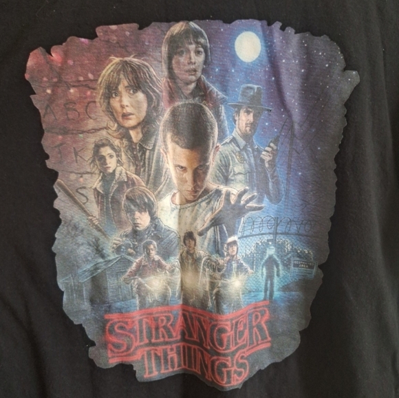 5/$20 Stranger Things Black T-Shirt Size M - Picture 2 of 4